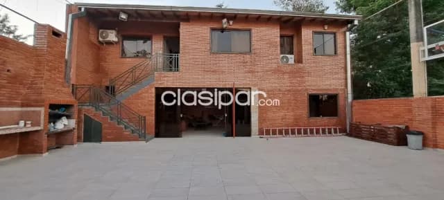 AMPLIA CASA ubicada en Barrio Sajonia — foto 5