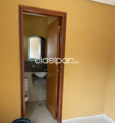 Villa aurelia: Amplio deposito en alquiler, 20.000.000 gs, foto 2