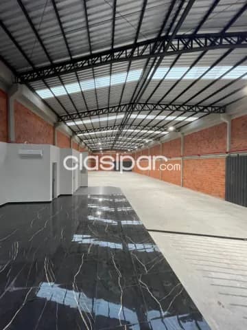 Luque – aregua: 574 m2, deposito + oficina + estacionamiento, 2.000 usd, foto 4