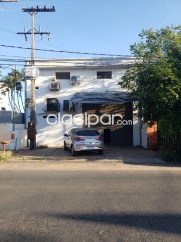 Z/ bruno guggiari - cacique Lambaré: 600 m2, impecable deposito p/ fabricas, importadoras