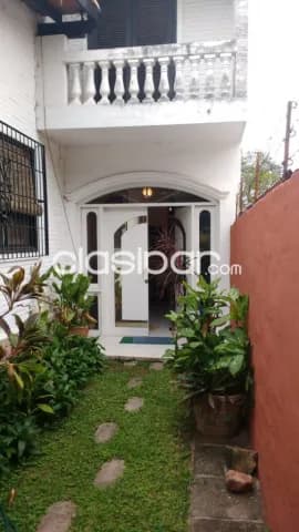 O vendo casa barrio Jara zona univ. Americana — foto 3