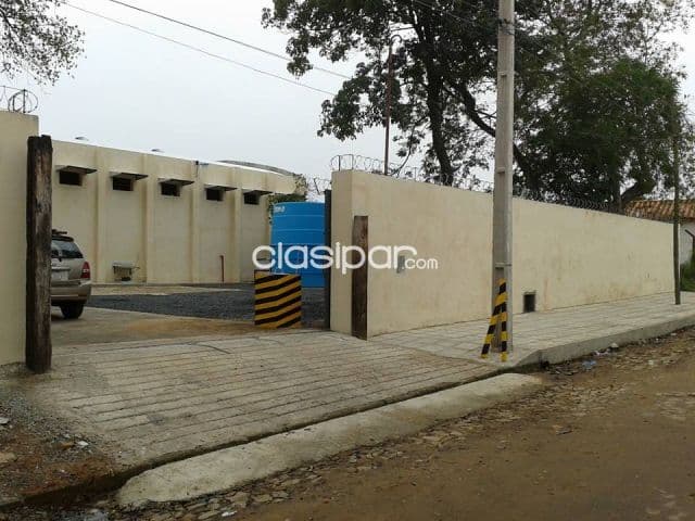 Lambaré – prox. Aduana: Amplio deposito, 500 m2 + oficinas, alarma, parking, 1.500 usd, foto 1