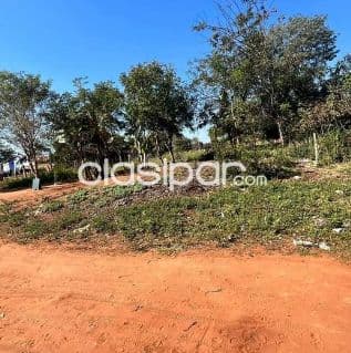 (Se escuchan ofertas) Terreno de 375 M2. En Capiata
