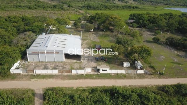 Deposito 1.000m2 con amplio patio — foto principal