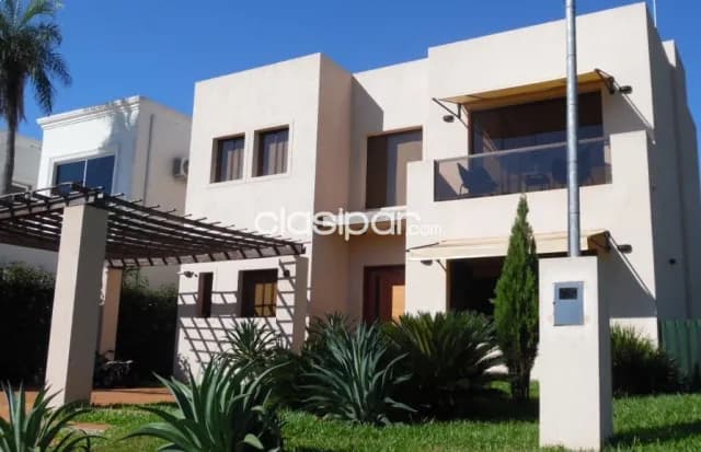 Casa en alquiler en condominio zona aeropuerto — foto 4