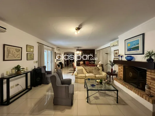 Casa zona barrio mariscal lopez con 1.080 m2 de terreno y 700 m2 construidos — foto 3