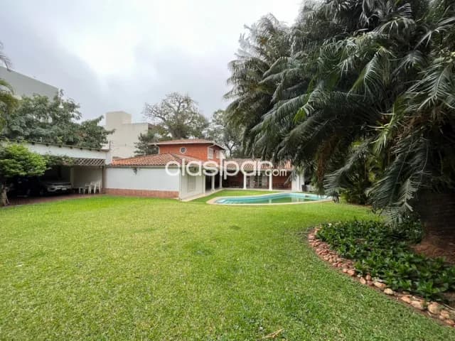 Casa zona barrio mariscal lopez con 1.080 m2 de terreno y 700 m2 construidos — foto 5