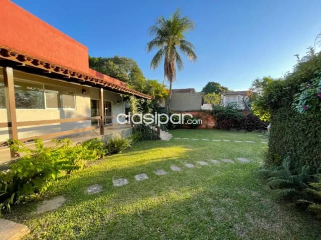 Villa Morra - prox. Asa: En planta baja, 3 dormitorios, impecable estado, gran jardín, foto 2