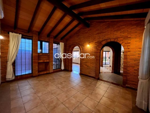 Z/ paseo galeria – sta. Teresa: 3 suites, escritorio, amplia recepción, jardín, piscina
