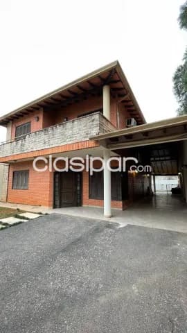 Villa Morra – prox. Las almenas: Confortable residencia, escritorio, 4 dormit, quincho, foto 3
