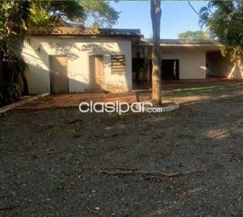 Casa de 895 m2 en Mcal. López Sobre la Calle el Dorado-CLHO5426743
