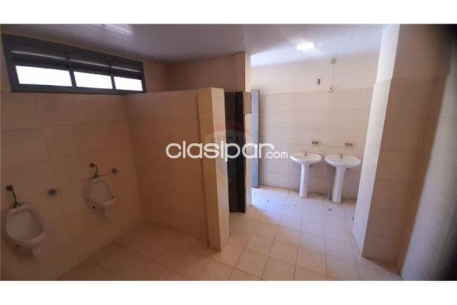 Importante terreno - zona colegio sil