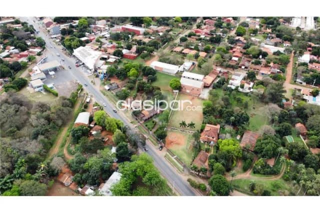 En venta hermosa propiedad de 3.265 mt2 en Luque, sobre avda. Las residentas — foto 4