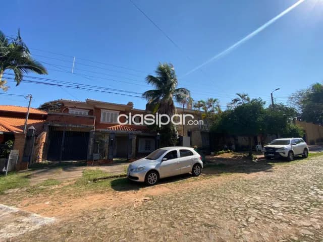 Casa de 5 dormitorios en Lambaré barrio felicidad cod: V0260 — foto 2
