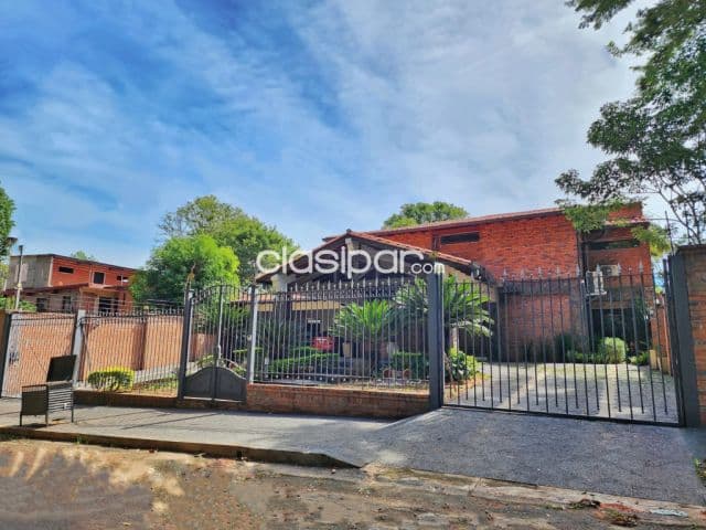 Hermosa residencia que brinda lujo y confort