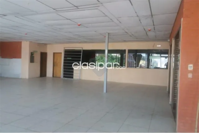 Edificio comercial de 3 niveles en el mercado 4 c/renta actual — foto 4