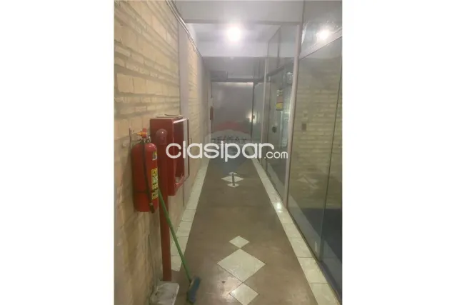 Edificio comercial de 3 niveles en el mercado 4 c/renta actual — foto 5
