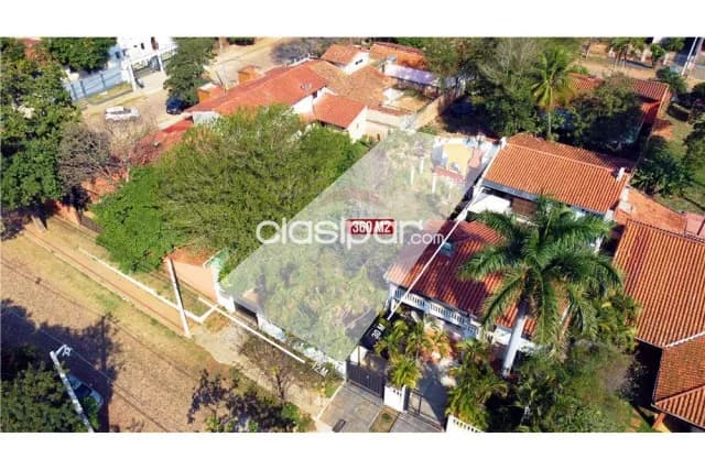 Tu espacio ideal: 360m2 de ensueño con mucho verde en Mburucuyá, foto 2