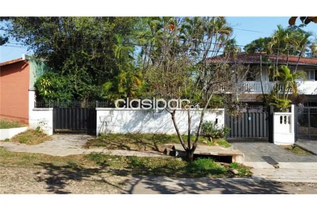 Tu espacio ideal: 360m2 de ensueño con mucho verde en Mburucuyá, foto 5