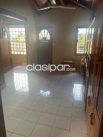 VENDO!!.Casa, en el Bo. Leopardi. San Lorenzo — foto 2