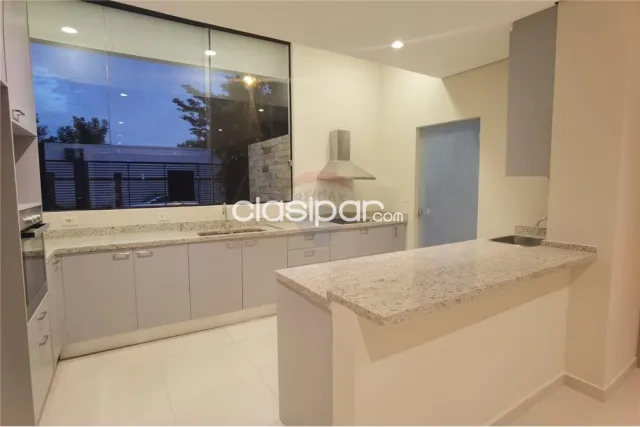 Moderno Dúplex con piscina y patio zona CONMEBOL- Luque — foto 4