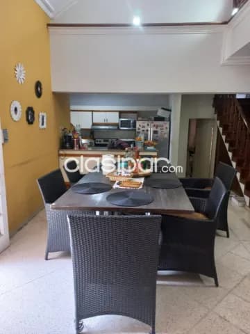 VENDO!!. Propiedad sobre Carmona. Bo.Herrera — foto 4