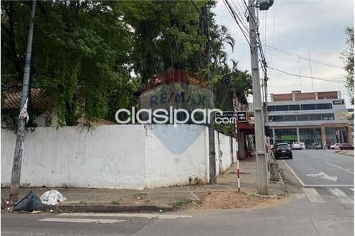 En venta terreno en esquina de 726m2 b. San pablo