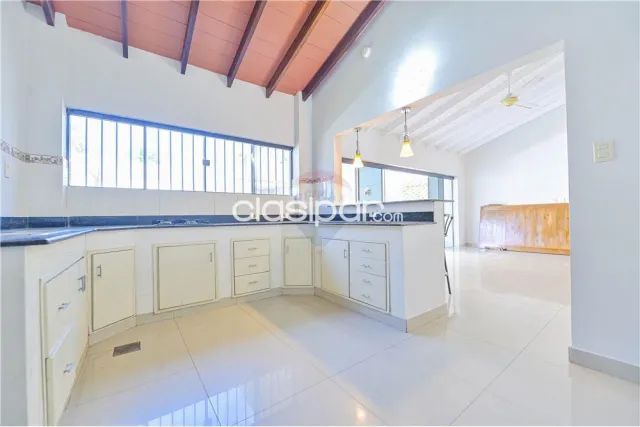 Casa de 3 habitaciones en suites + 1 hab en PB — foto 4