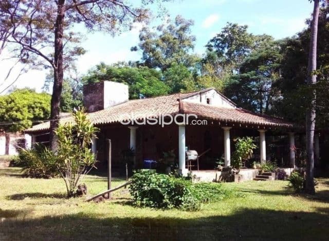 Se Vende Casa Quinta de 2.838 m2. en Areguá — foto 1