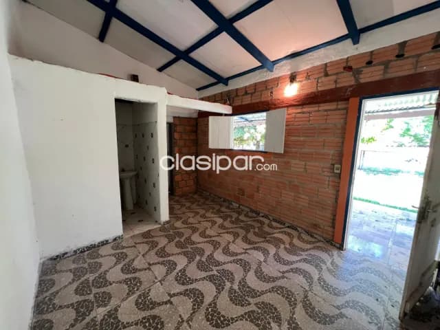 Terreno con casa en esquina en itaugua, foto 4