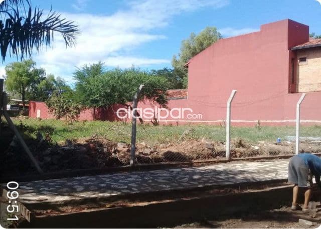 Se vende Terreno de 1.371 m2. sobre la calle Francisco Pizarro. Asunción
