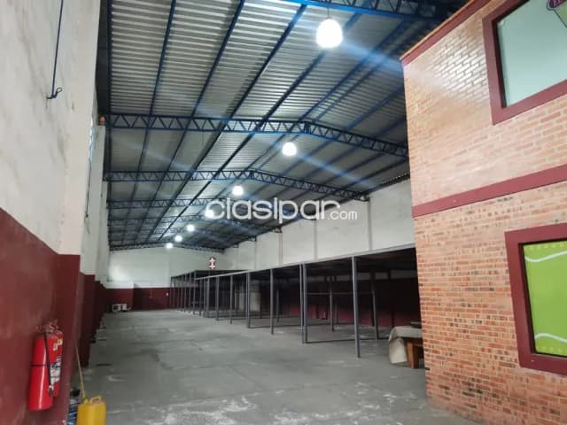 Z/ bruno guggiari y las palmas – Lambaré: 550 m2 + parking + oficinas, 10.000.000 gs — foto 4