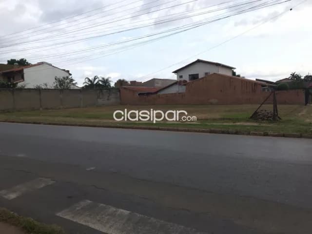 Gran terreno en esquina en Barrio Las Colinas-Loma Pyta — foto 4