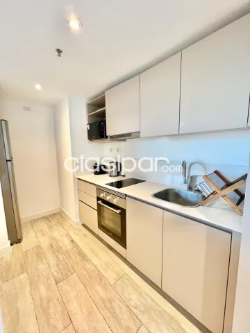 En Venta Fino Monoambiente Amoblado en Barrio Ykua Sati V143, foto 3