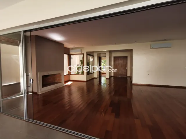 La Trinidad 3: Residencia alta gama, 4 master suites + escritorio, jardín, piscina, foto 3