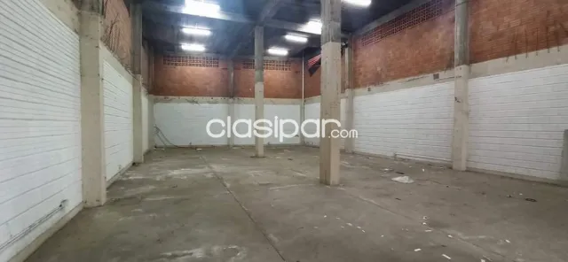 Z/ av. Sta teresa, mme lynch: Importante deposito en alquiler, altura doble, foto 3