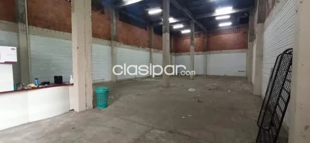 Z/ av. Sta teresa, mme lynch: Importante deposito en alquiler, altura doble, foto 4