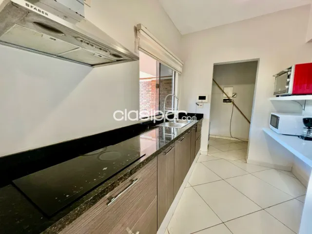 Duplex de 2 habitaciones en Luque — foto 4