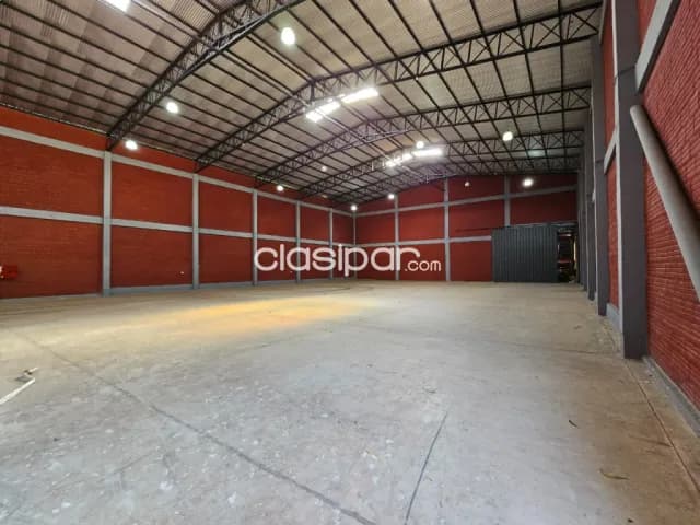 amplio Tinglado en Limpio — foto 3