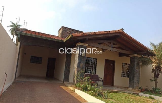 Casa en Villa Elisa cod 2494