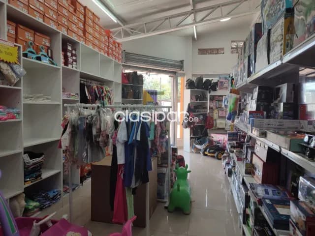 Salon comercial en Luque laurelty cod 2463 — foto 5