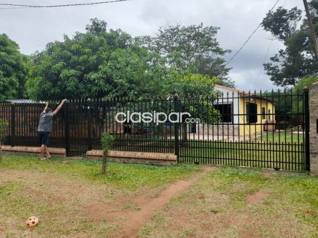 Casa en capiata barrio villa constitucion cod 2441