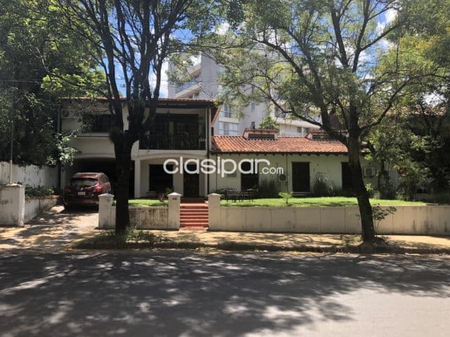 Casa de 5 dormitorios sobre Gral. Santos — foto 1