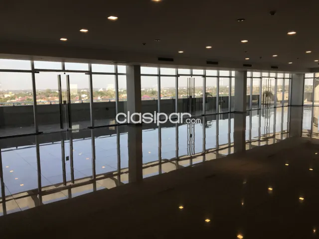 Oficina Corporativa 155m2 en el Edificio Sky Center, Bo. Villa Morra, foto 3