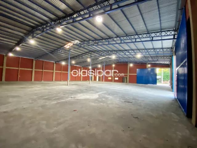 Mr alonso: Deposito semi-nuevo s/ asfalto, 1.000m2, prox. Municipalidad, 20.000.000 gs, foto 5