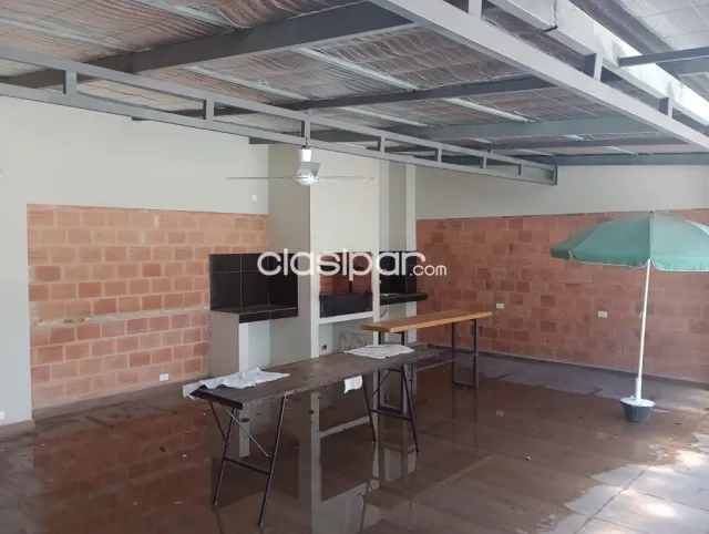 Aregua zona caacupemi hacia el lago vendo casa nueva con piscina — foto 5