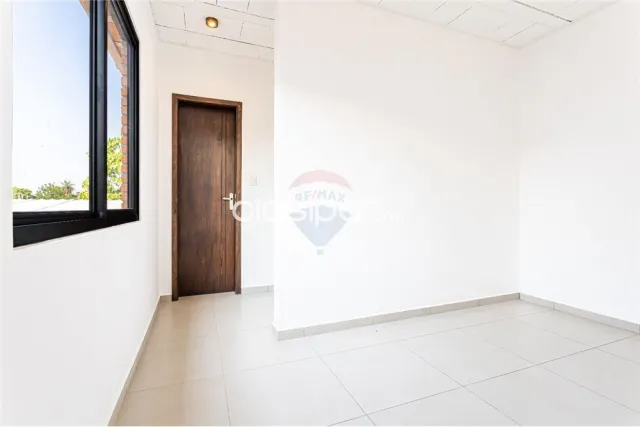 Fino duplex a estrenar en Luque — foto 4