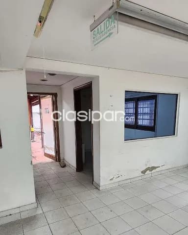 local comercial con Showroom sobre Av. Sacramento — foto 4
