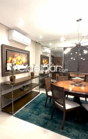 de fantástica residencia de 720.00 m2 en B° Cerrado Villa del Parque II