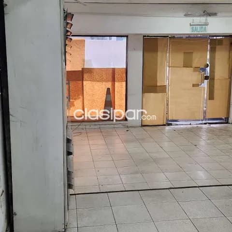 local comercial con Showroom sobre Av. Sacramento, foto 3